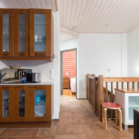 Karhunvartija 6 Visit *